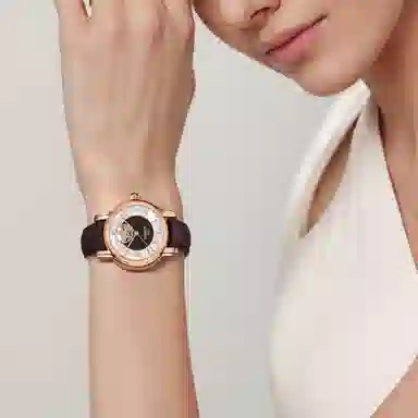 TISSOT 30 35mm T050.207.37.117.04