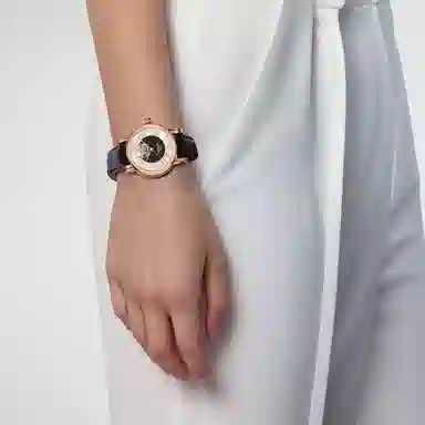 TISSOT 30 35mm T050.207.37.117.04