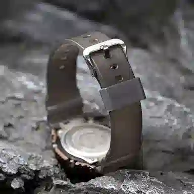 Casio G-Shock GM-2100MF-5APR