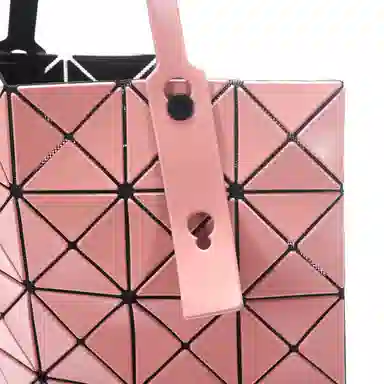 ISSEY MIYAKE Lucent Matte Tote