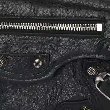 Balenciaga Le Cagole Black