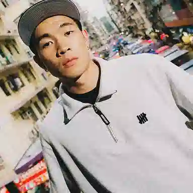 UNDEFEATED SS24 LogoPolo