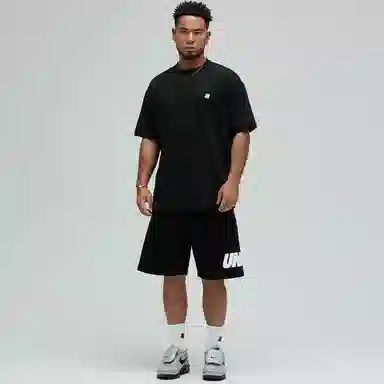 UNDEFEATED SS25 LogoT