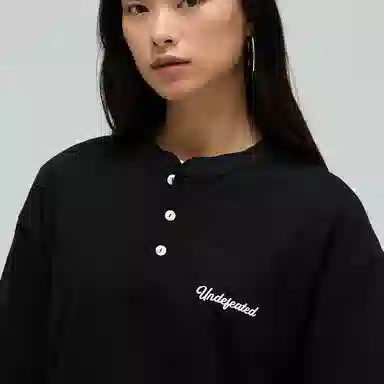 UNDEFEATED SS25 LogoT