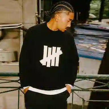 UNDEFEATED FW25 Logo