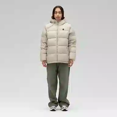 UNDEFEATED FW25 Striped Logo Zipper Down Jacket