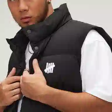 UNDEFEATED FW25 Logo