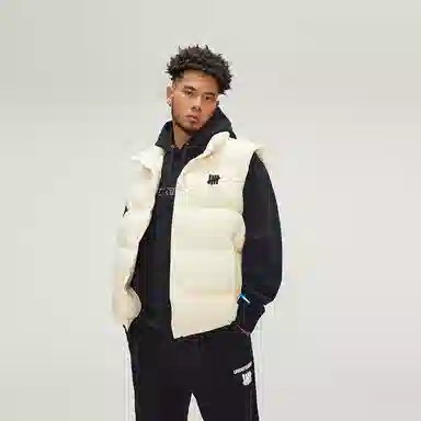 UNDEFEATED FW25 Logo