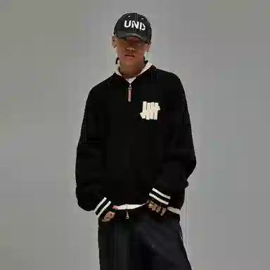 UNDEFEATED FW25 Striped Logo Knit Polo