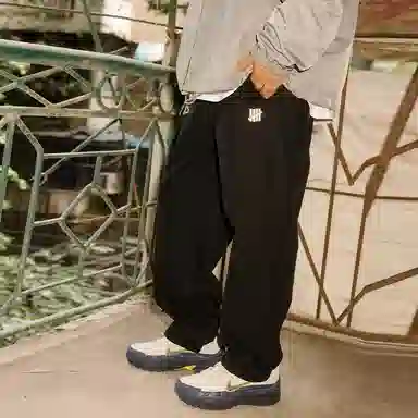 UNDEFEATED FW25 Logo