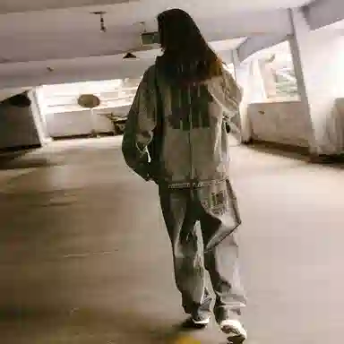 UNDEFEATED FW25 Logo