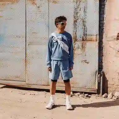 UNDEFEATED SPORT FW25 T