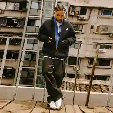 UNDEFEATED FW25 Logo