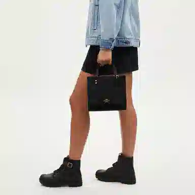COACH DEMPSEY TOTE 22 Tote
