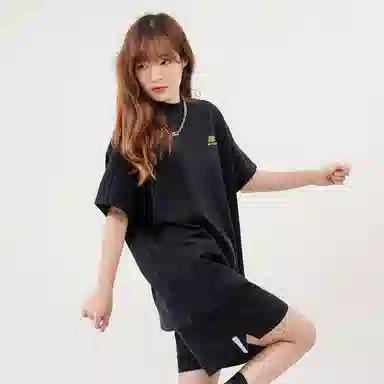 New Balance x nice rice Logo T