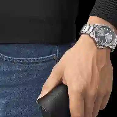 Tissot Seastar T120.407.11.081.01