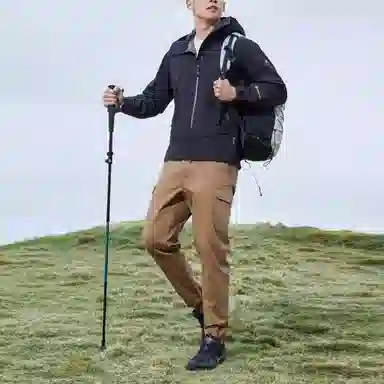 探路者  纯色拉链连帽防水防风  防水防风冲锋衣 男女同款