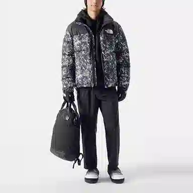 The North Face 1996 Nuptse Black