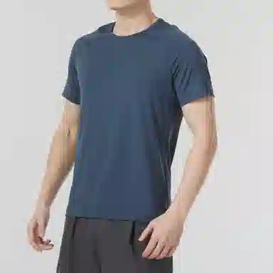 Under Armour T