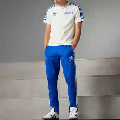 adidas Adicolor Classics 3-Stripes