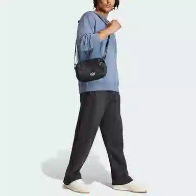 adidas originals Adicolor Outline Crewneck Sweatshirt Logo