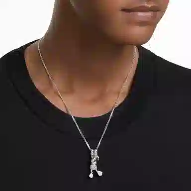 Swarovski Disney Donald Duck Pendant Necklace Silver