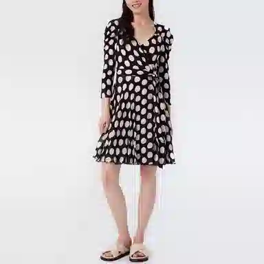 DIANE VON FURSTENBERG