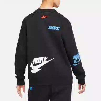 Nike Sportswear Sport Essentials Logo