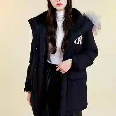 MLB Yankees Logo Embroidered Hoodie Jacket Black