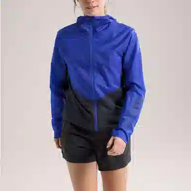 Arcteryx Norvan windshell logo