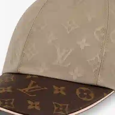 Louis Vuitton Logo Baseball Cap