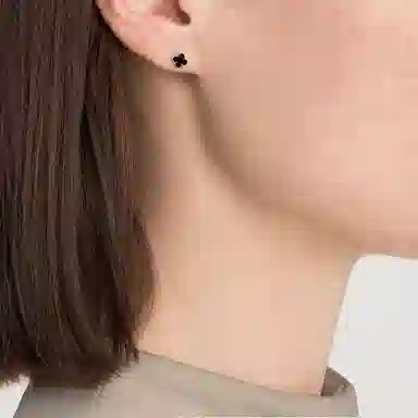 Van Cleef & Arpels Alhambra Single Flower Earrings Black Gold