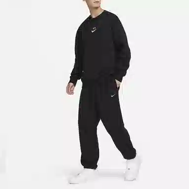Nike Sportswear Circa Logo