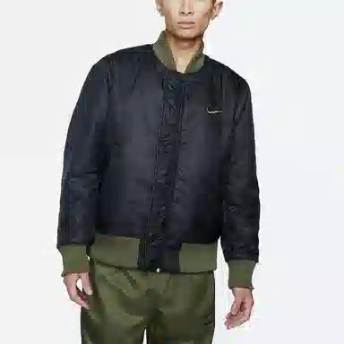 Nike Sportswear Swoosh Therma-FIT Logo