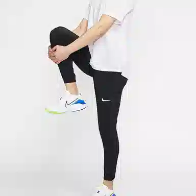 Nike Essential