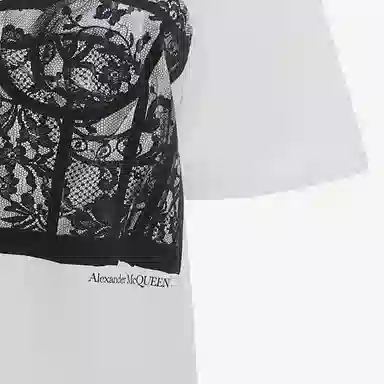 Alexander McQueen SS22 T