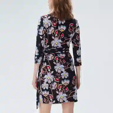 DIANE VON FURSTENBERG FW23 V