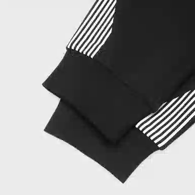 EMPORIO ARMANI EA7 SS24 Logo