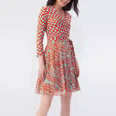 DIANE VON FURSTENBERG V