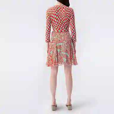 DIANE VON FURSTENBERG V