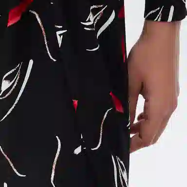 DIANE VON FURSTENBERG V