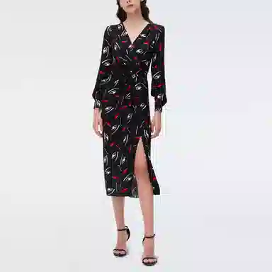 DIANE VON FURSTENBERG V