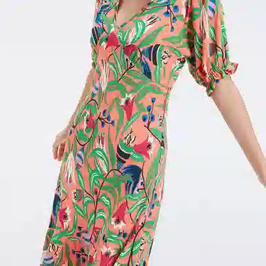 DIANE VON FURSTENBERG V