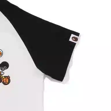 A BATHING APE T