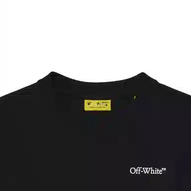 OFF-WHITE T