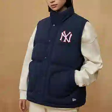 New Era FW23 Logo Vest Navy