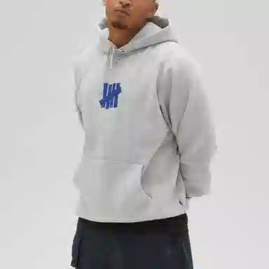 UNDEFEATED Logo Hoodie