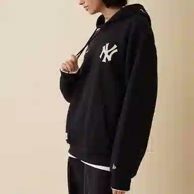 New Era x MLB Yankees Hoodie Black