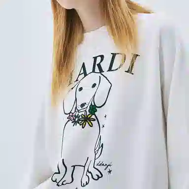 MARDI MERCREDI SS25 SWEATSHIRT SWING THE TAIL DDANJI FLOWER NECKLACE
