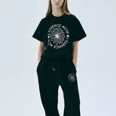 MARDI MERCREDI ACTIF T-SHIRT ACTIF EMBLEM_BLACK IVORY SS25T